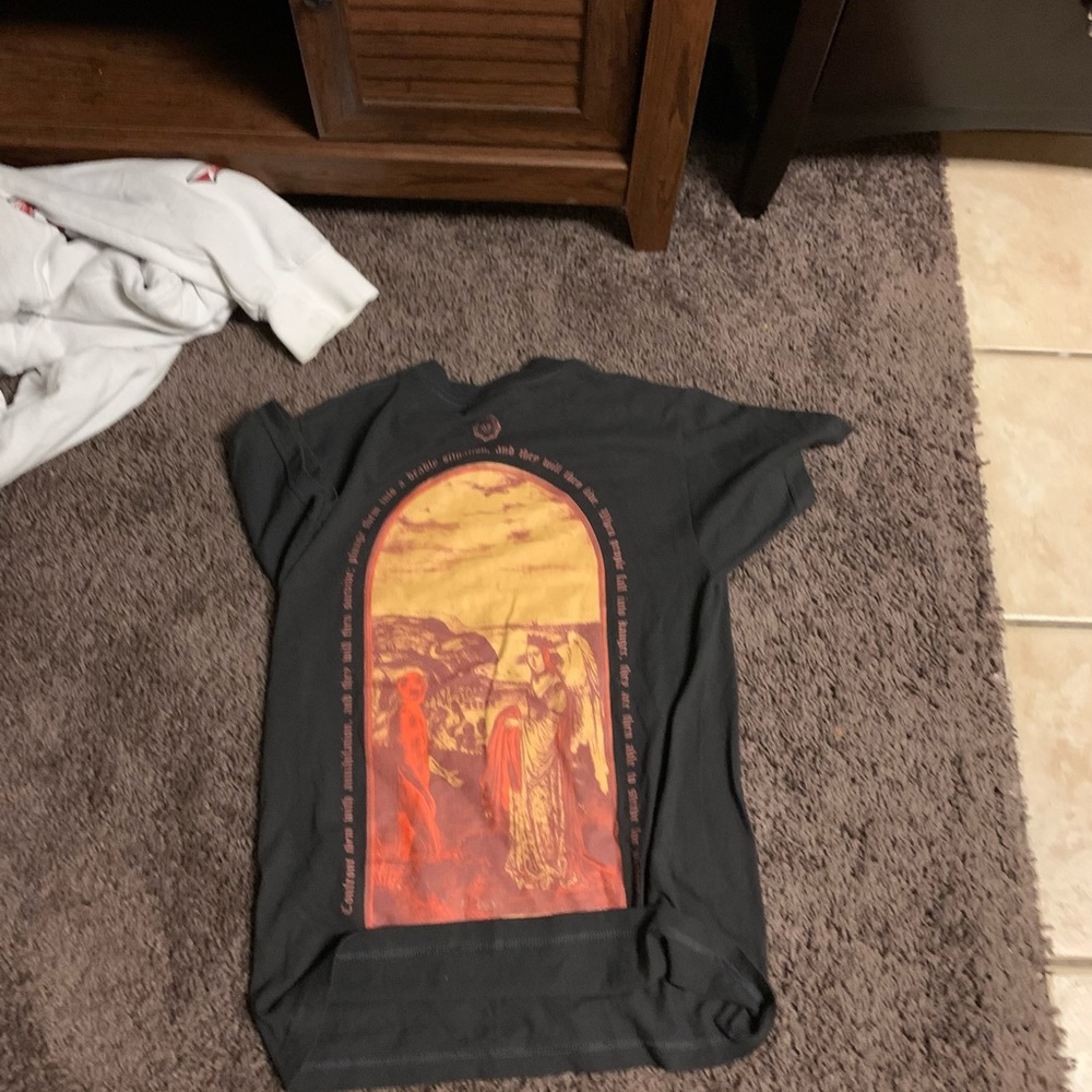 Size small - Picture 2 of 2